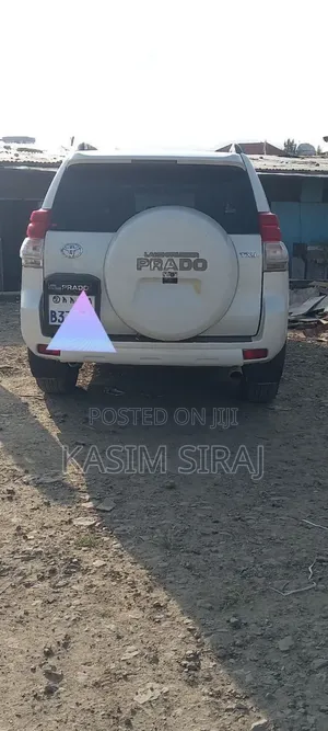 Toyota Land Cruiser Prado 2.7 i 2013 White