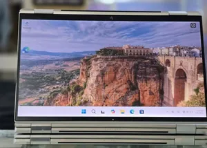 New Laptop HP EliteBook x360 1040 G7 16GB Intel Core i7 SSD 512GB