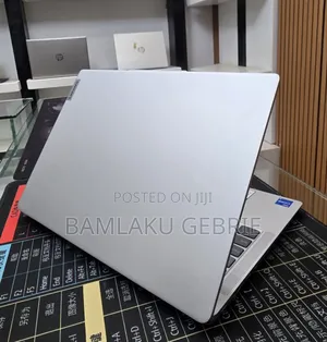 New Laptop Lenovo Ideapad 3 16GB Intel Core i5 SSD 512GB