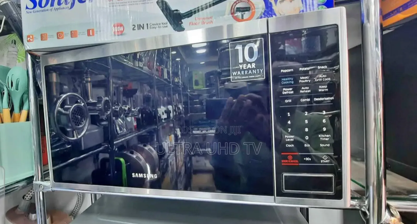 Microwave Oven Samsung Microwave Oven Featuring a Stainless Steel