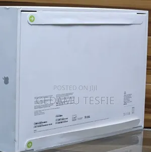 New Laptop Apple MacBook Air 2025 M4 15-inch 16GB Intel Core i5 SSD 1T