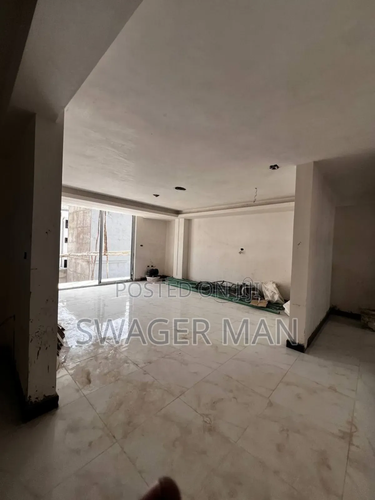 3bdrm Apartment In Ayat Noh, Yeka For Sale