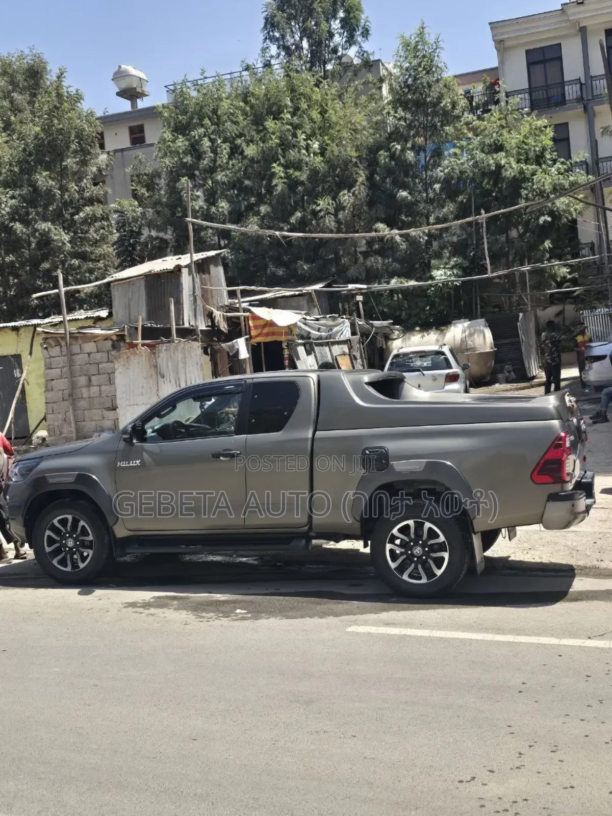 Toyota Hilux 2021 Gold