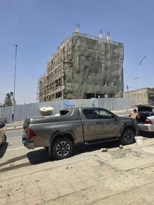 Toyota Hilux 2021 Gold