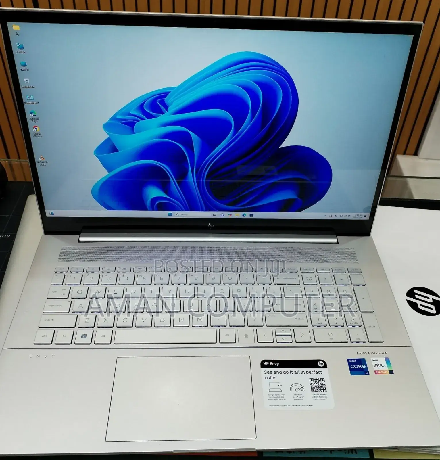 New Laptop HP Envy 17 16GB Intel Core i7 SSD 512GB