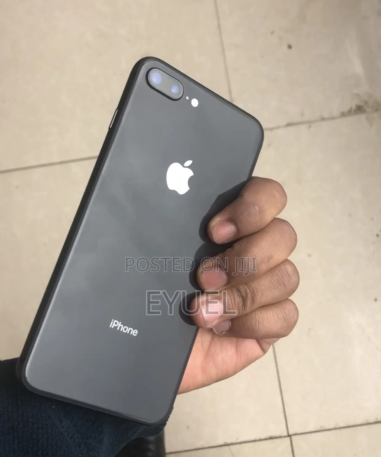 Apple iPhone 8 Plus 64 GB Black