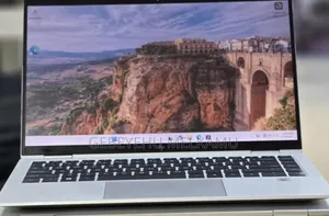 New Laptop HP Spectre 16GB Intel Core i7 SSD 512GB