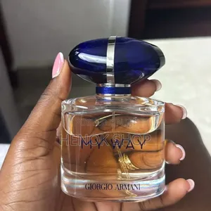 Giorgio Armani Perfume (ሽቶ)