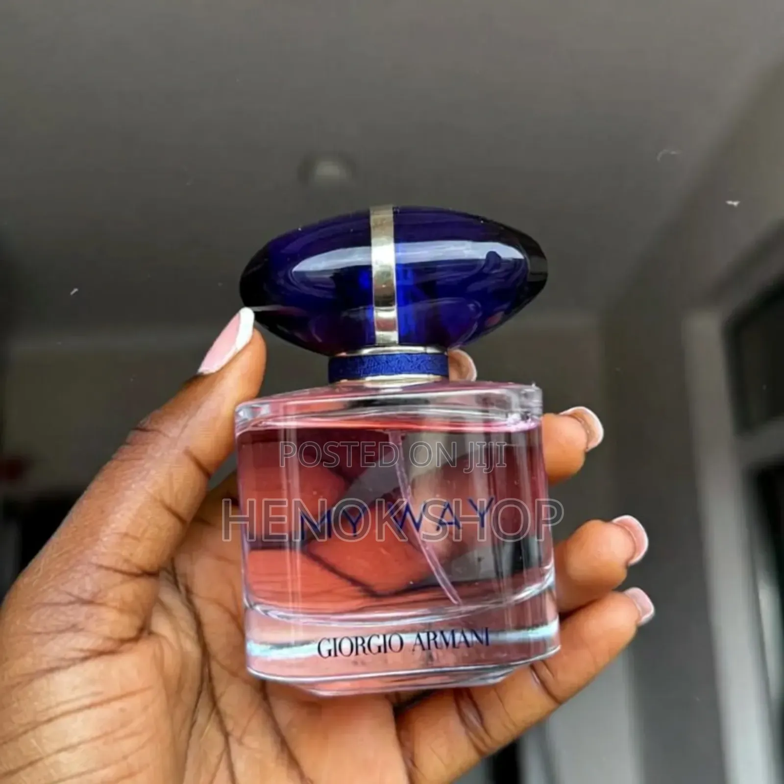 Giorgio Armani Perfume (ሽቶ)