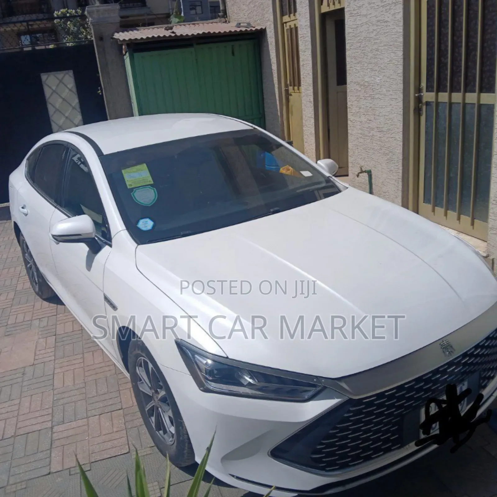 BYD Qin Plus DM-i 2024 White