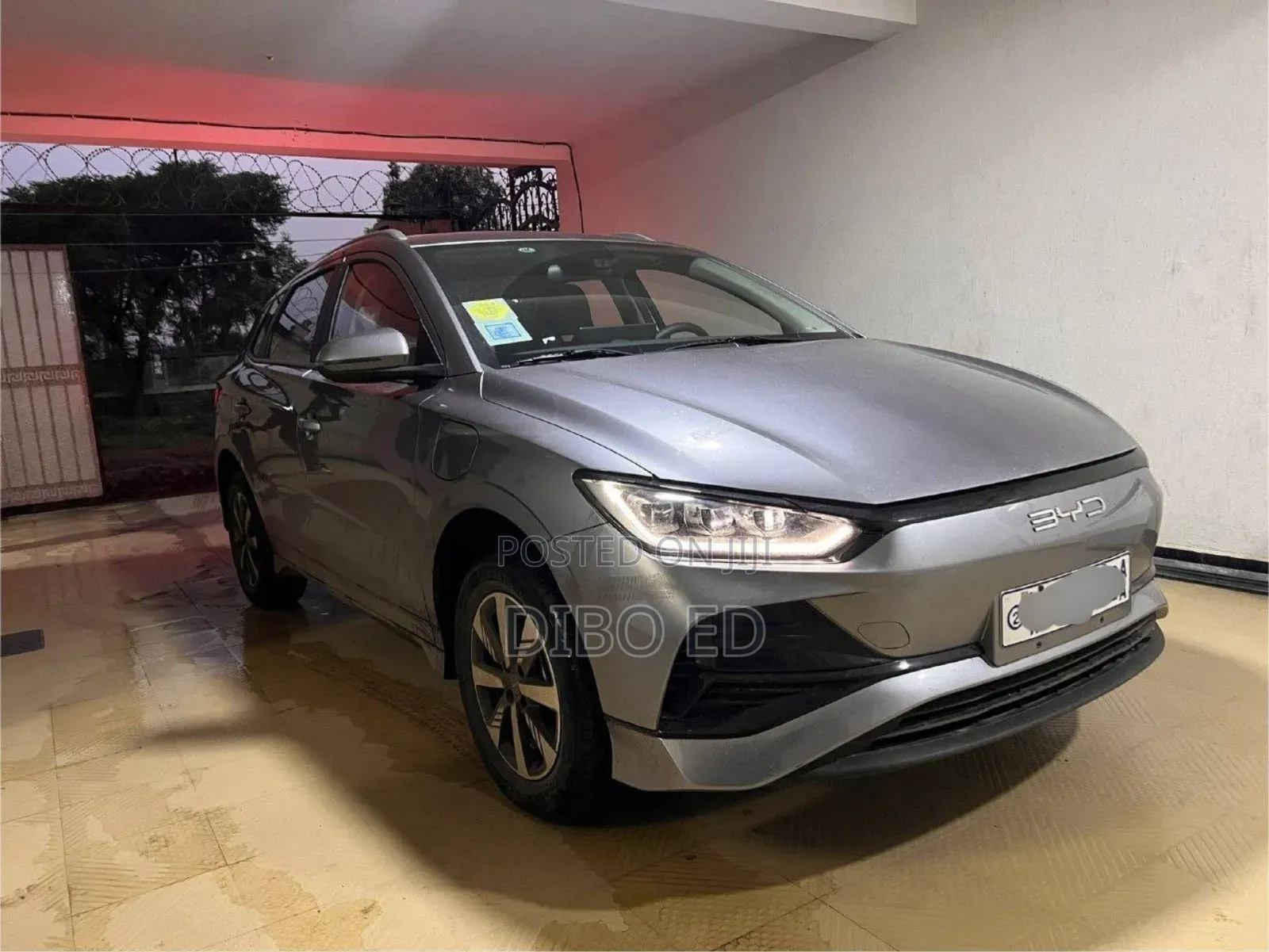 BYD E2 43 kWh 94 hp FWD 2024 Gray