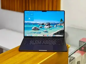 New Apple MacBook Pro 2023 M3 Pro 14-inch 18GB Apple M3 Pro SSD 512GB