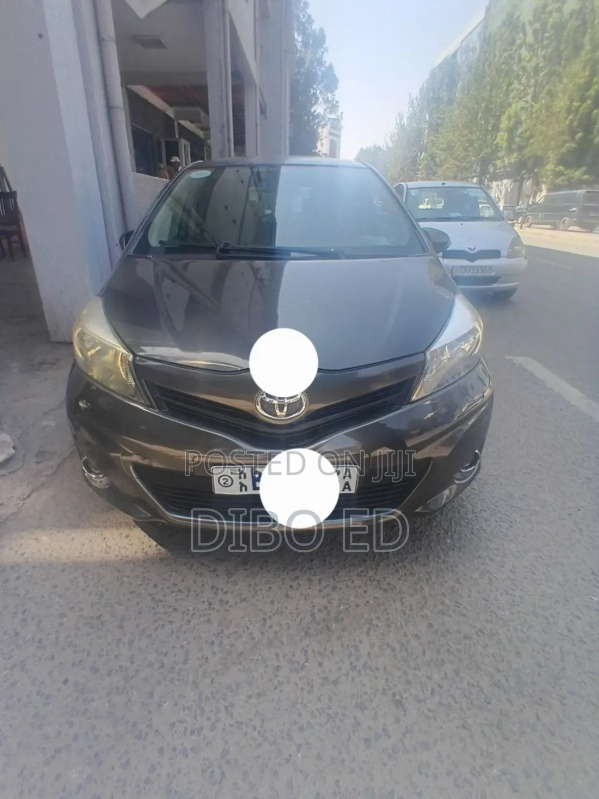 Toyota Vitz 1.0 FWD 3dr 2014 Gray