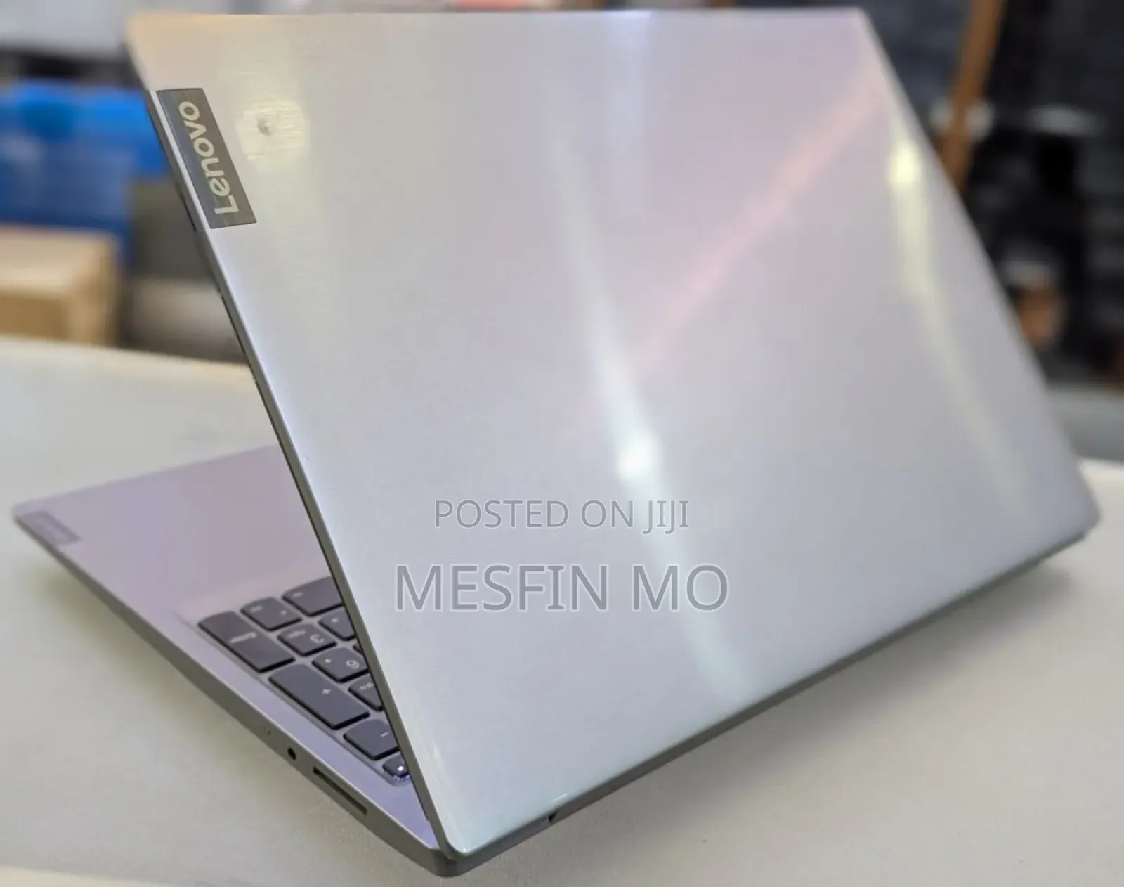 New Laptop Lenovo IdeaPad Flex 15 8GB AMD Ryzen 5 SSD 512GB