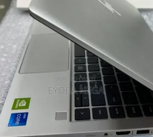 New Laptop HP EliteBook 640 G9 16GB Intel Core i7 SSD 512GB