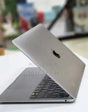 New Laptop Apple MacBook Pro 2019 32GB Intel Core i7 SSD 512GB