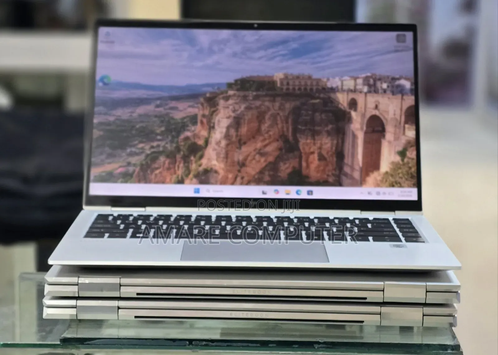 New Laptop HP EliteBook x360 1040 G7 16GB Intel Core i7 SSD 512GB