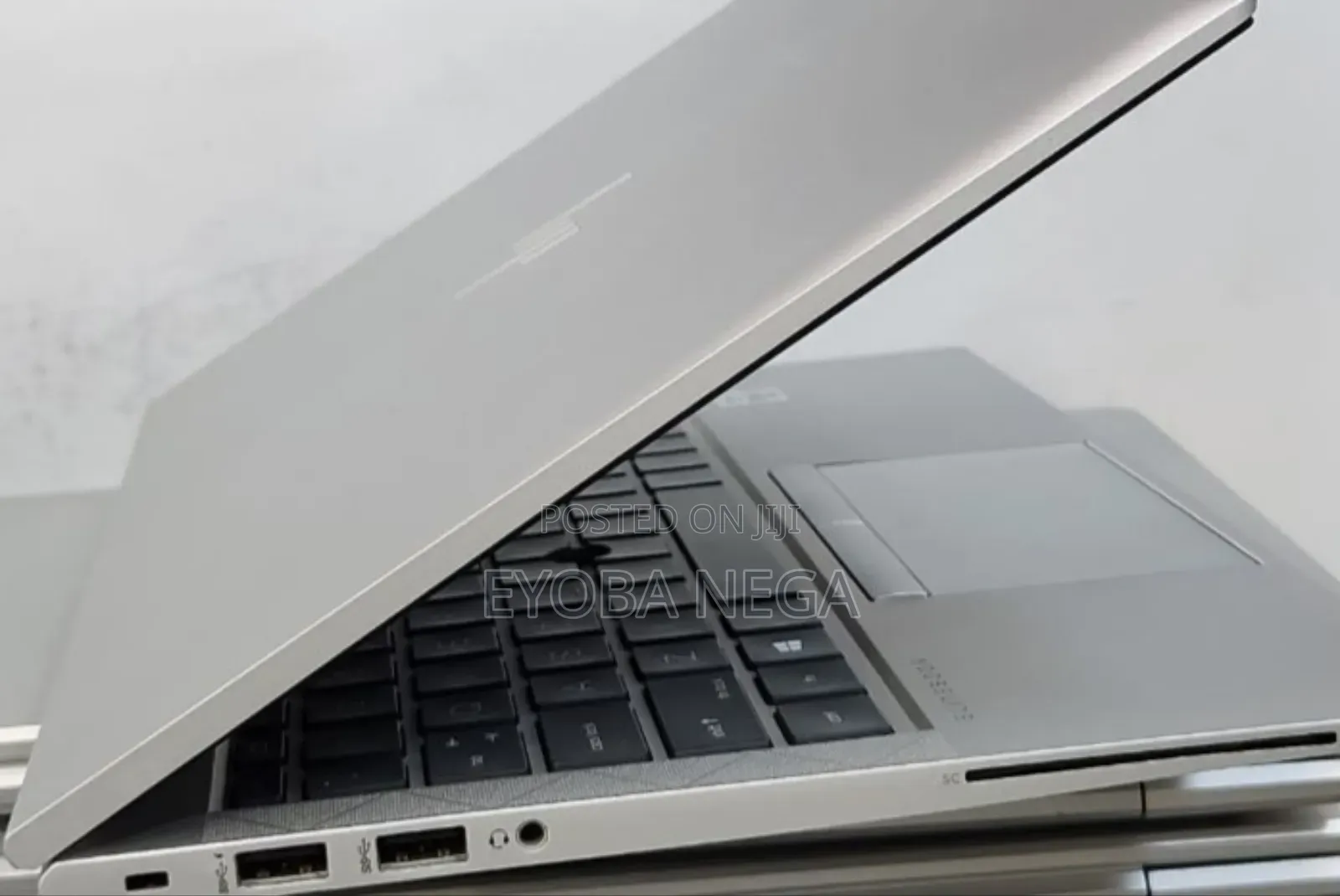 New Laptop HP EliteBook 830 G8 16GB Intel Core i5 SSD 512GB