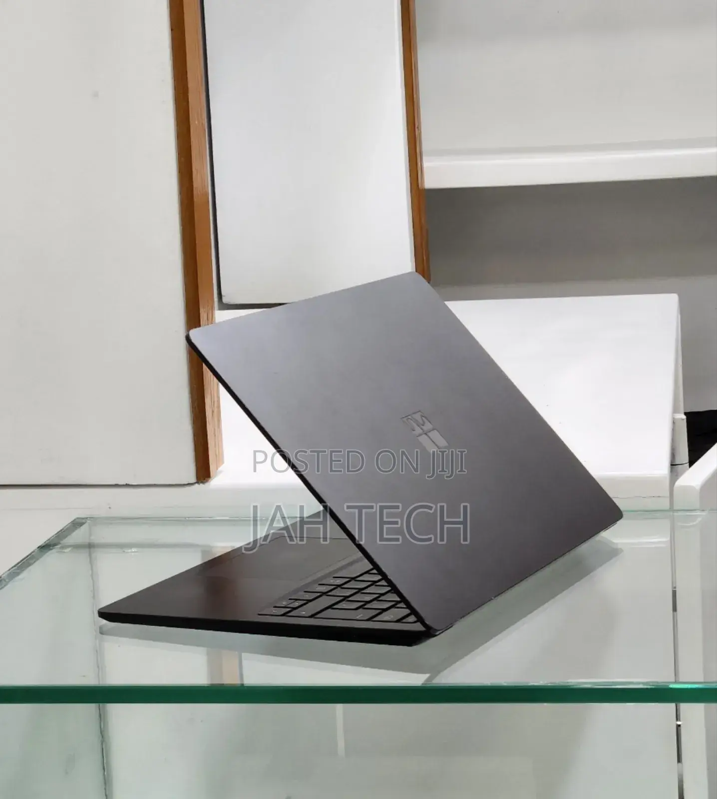 New Laptop Microsoft Surface Laptop 4 16GB Intel Core i7 SSD 512GB