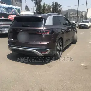 Volkswagen ID.6 2022 Burgundy