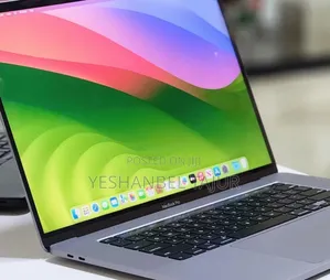 New Laptop Apple MacBook Pro 2019 32GB Intel Core i7 SSD 512GB