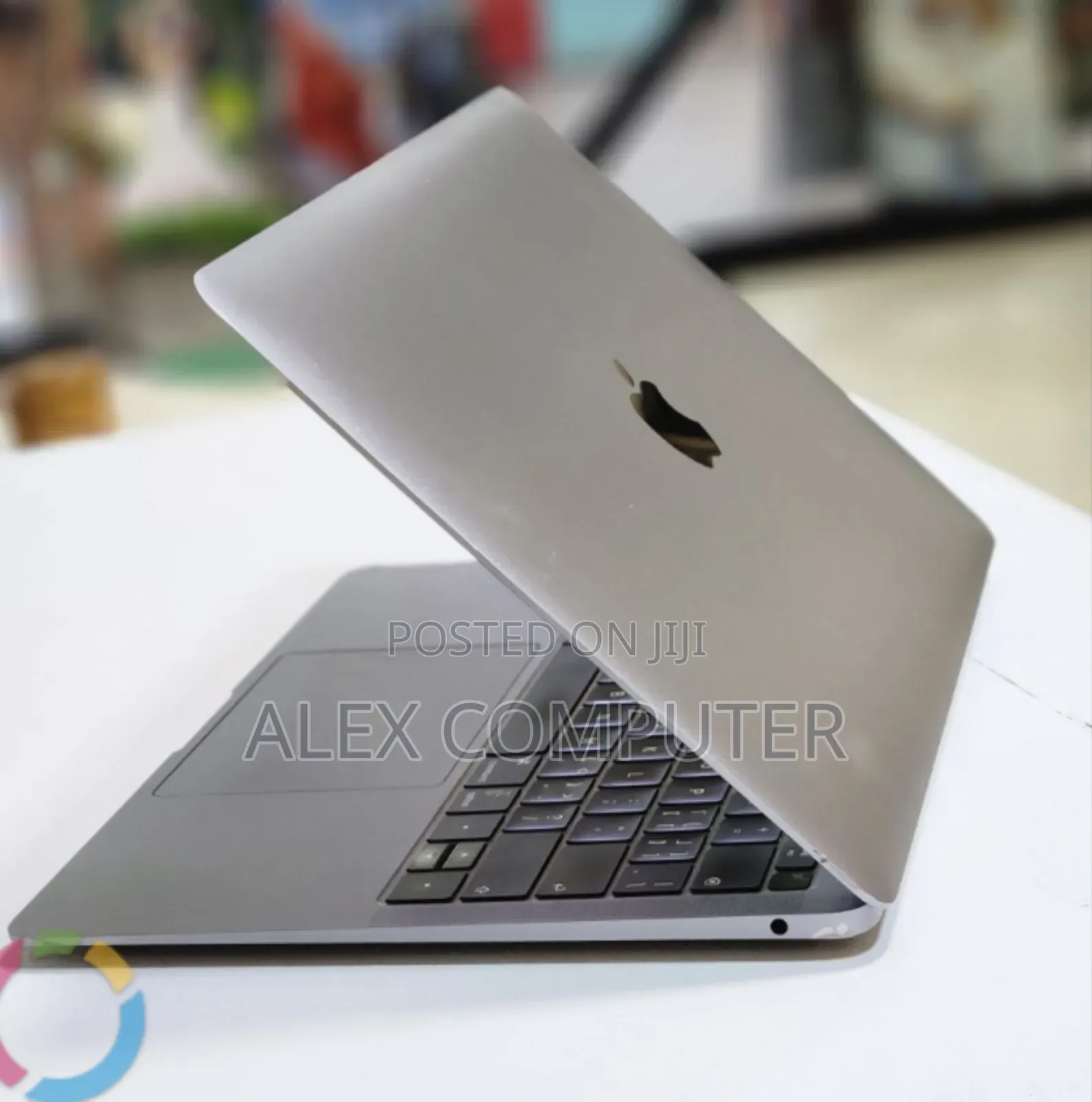 New Laptop Apple MacBook Pro 2019 32GB Intel Core i7 SSD 512GB