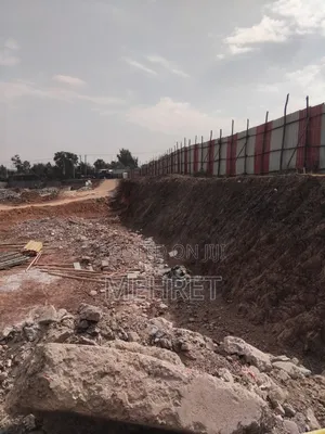 2bdrm Apartment in ቴምር, Nifas Silk-Lafto for sale