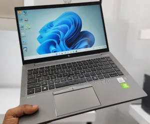 New Laptop HP ZBook Firefly 14 G7 16GB Intel Core i7 SSD 512GB