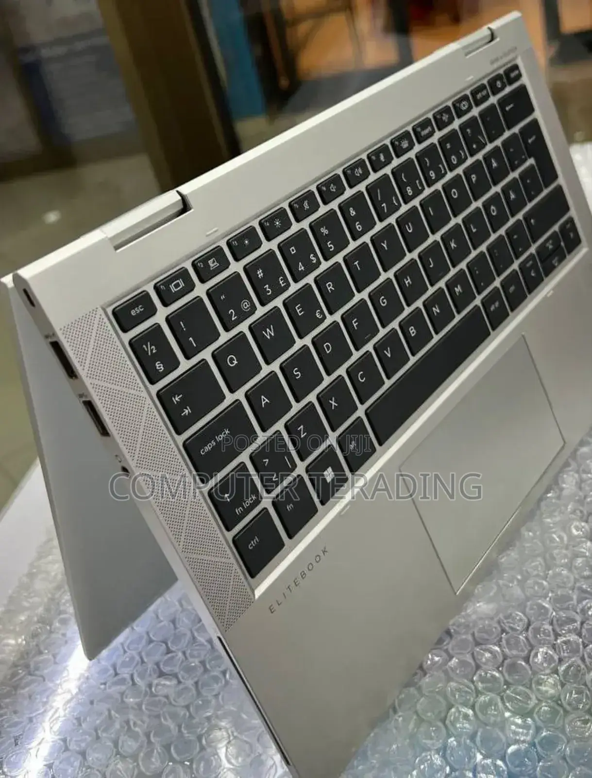 New Laptop HP EliteBook 830 G8 16GB Intel Core i7 SSD 512GB