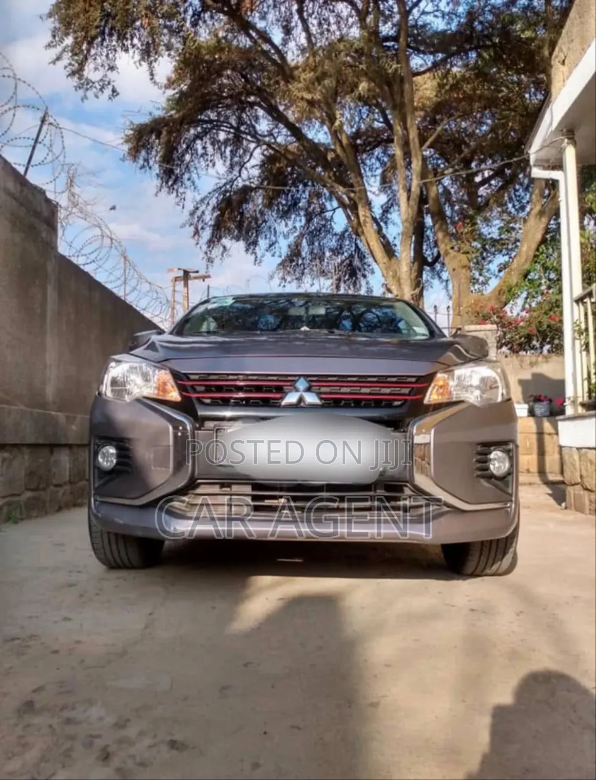 Mitsubishi Attrage 2021 Gray