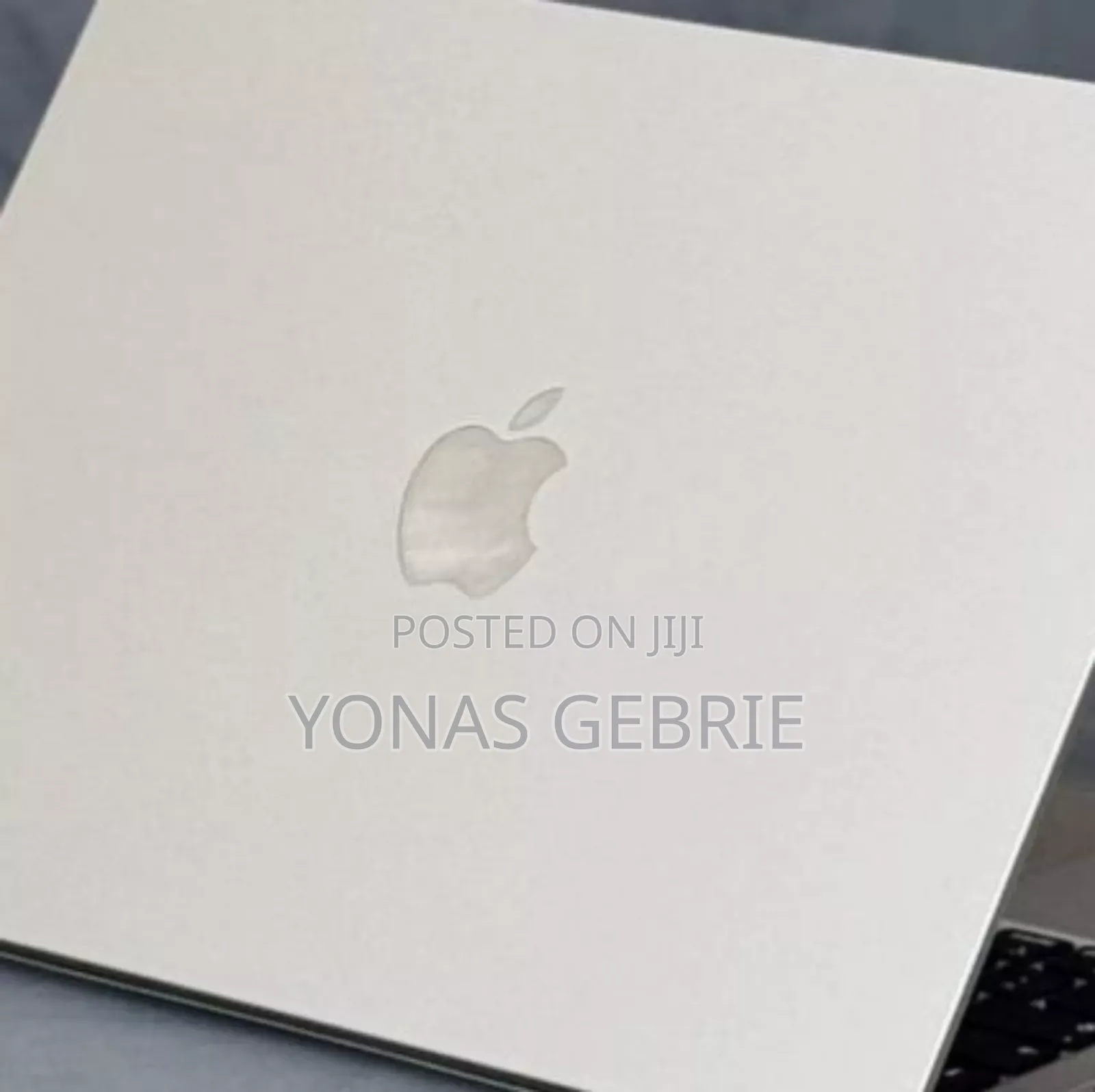 New Laptop Apple MacBook 16GB Apple M4 SSD 256GB