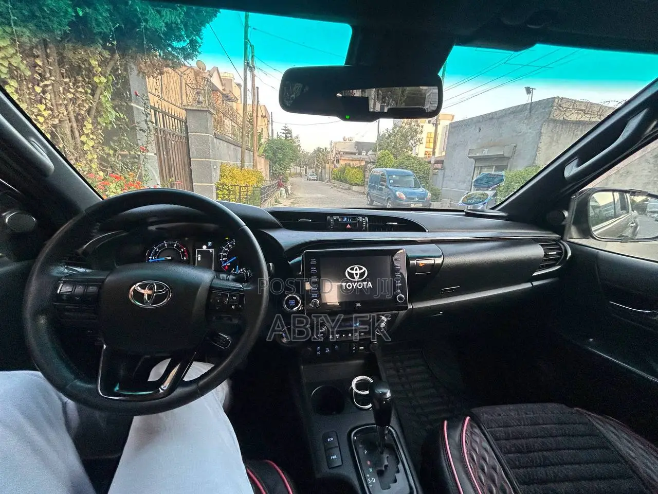 Toyota Hilux 2022 Gray