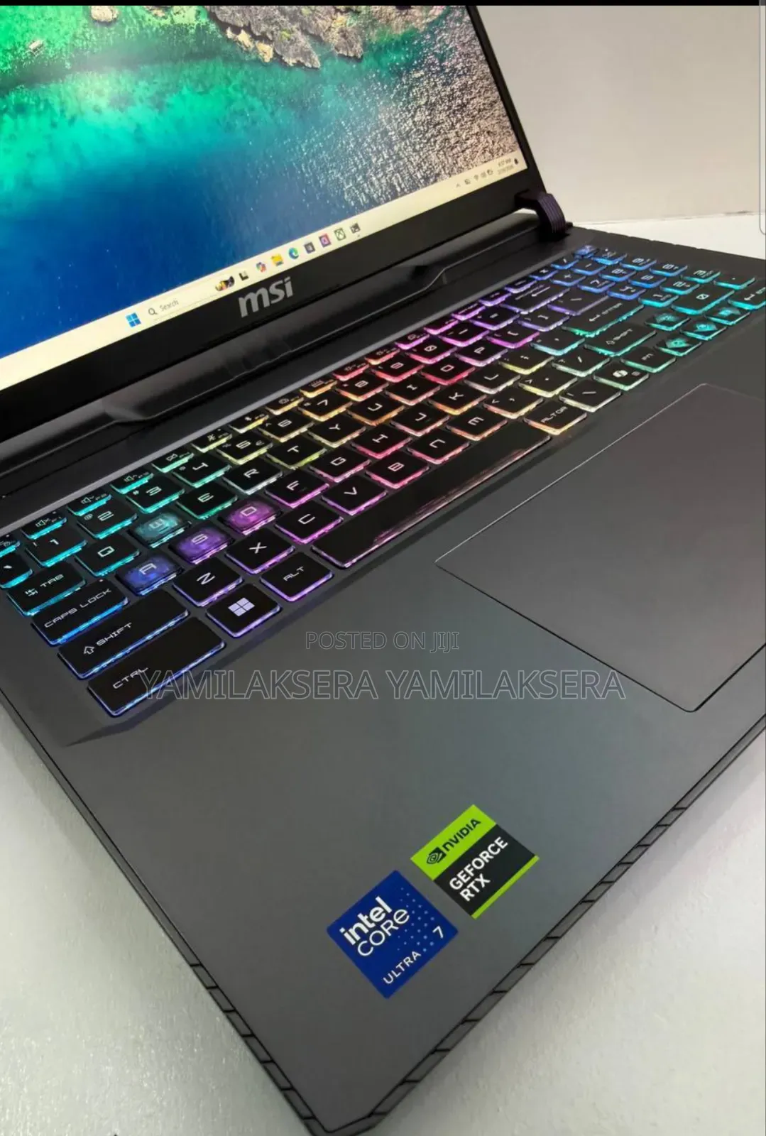 New Laptop MSI Vector 16 HX AI A2XWIG 32GB Intel Core Ultra 7 SSD 1T