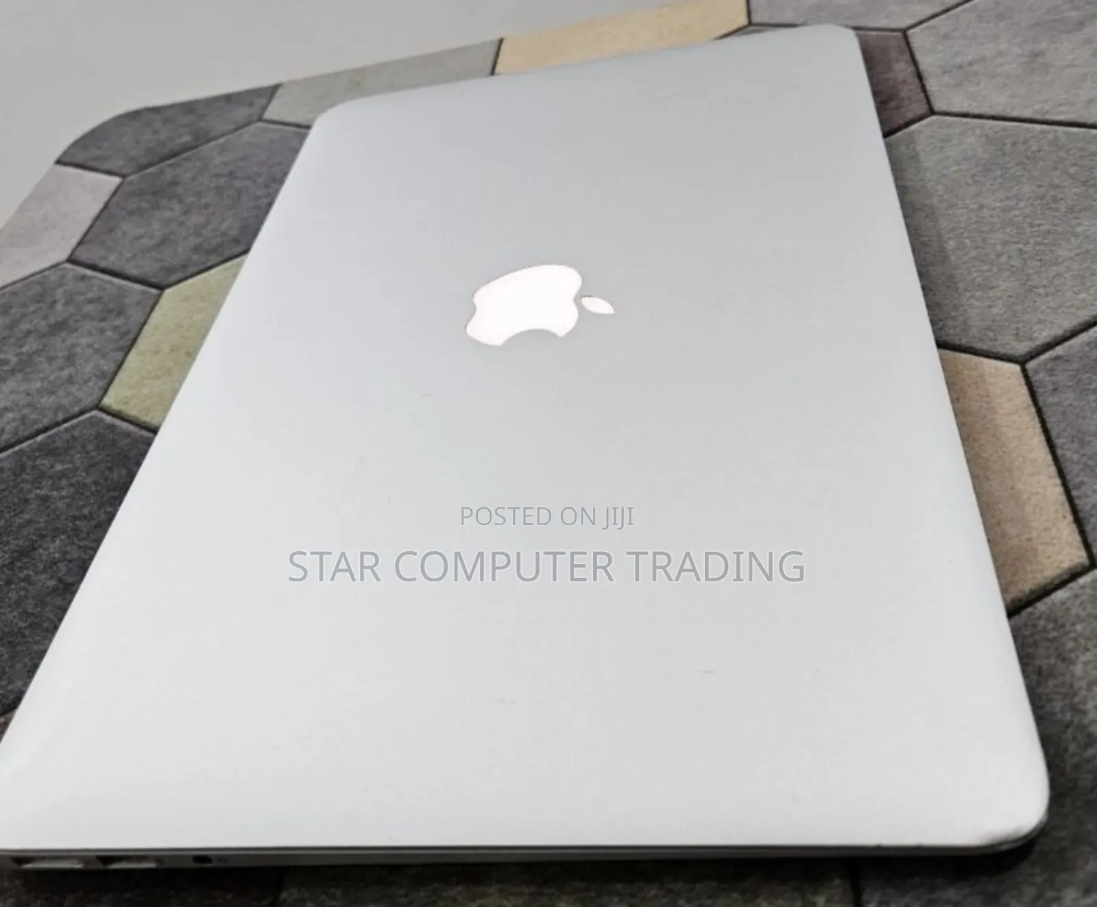 New Laptop Apple MacBook Air 2017 8GB Intel Core i5 SSD 256GB