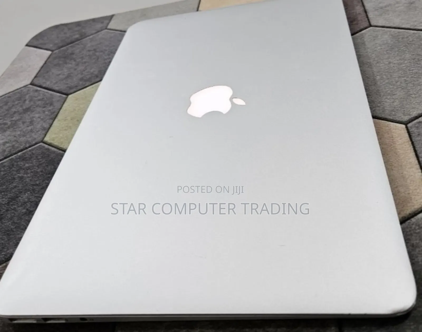 New Laptop Apple MacBook Air 2017 8GB Intel Core i5 SSD 256GB