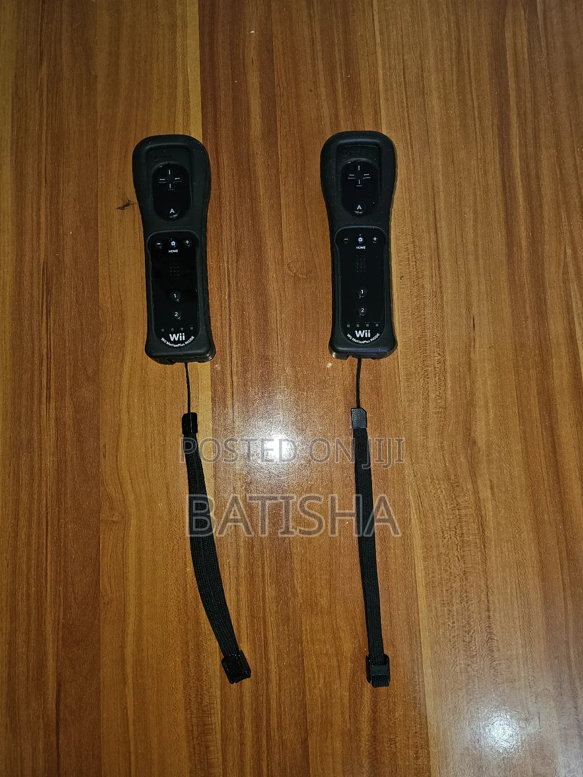 Nintendo Wii Remote (With Motion Plus) Sensor Bar Included