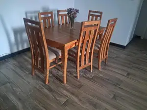 Wood Dinning Table
