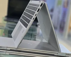 New Laptop HP EliteBook x360 1040 G7 16GB Intel Core i7 SSD 512GB