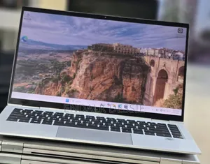 New Laptop HP EliteBook x360 1040 G7 16GB Intel Core i7 SSD 512GB