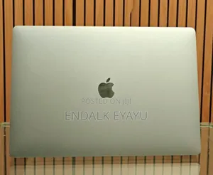 New Laptop Apple MacBook Pro 2019 16GB Intel Core i7 SSD 512GB