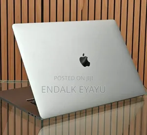 New Laptop Apple MacBook Pro 2019 16GB Intel Core i7 SSD 512GB