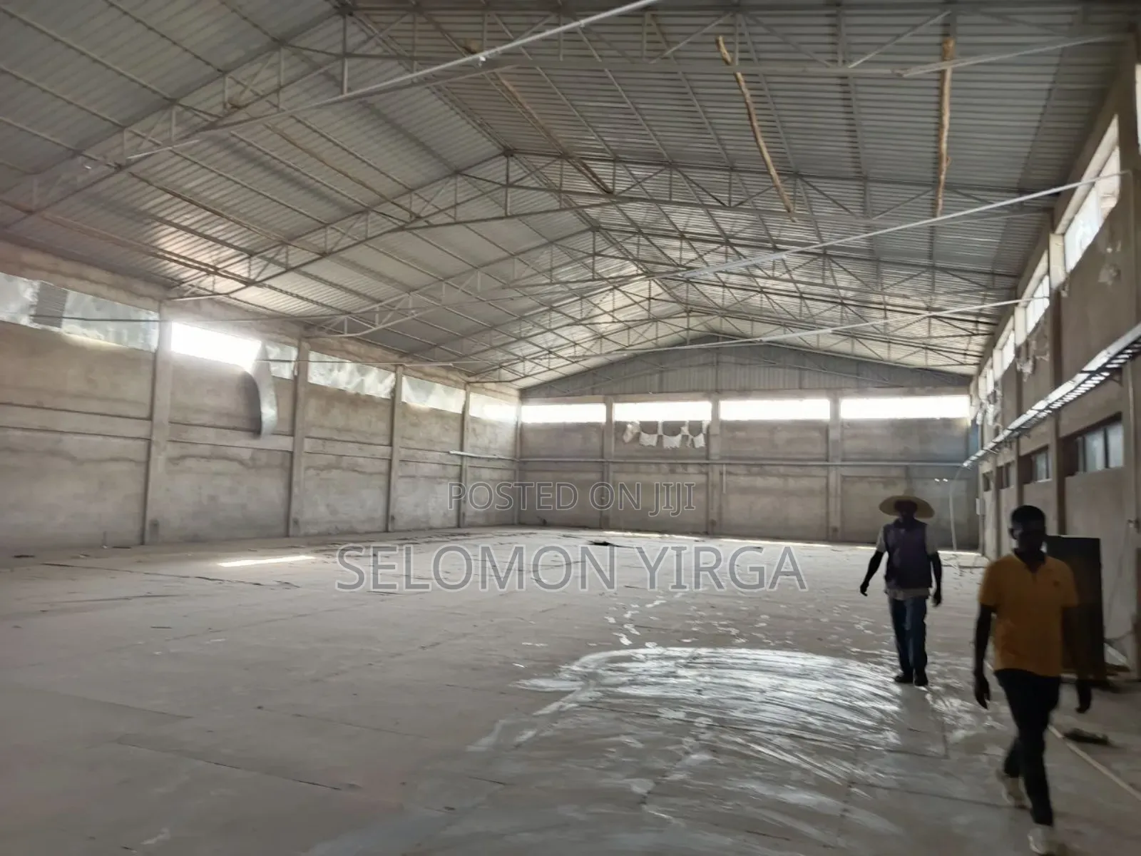 የሚከራይ መጋዘን