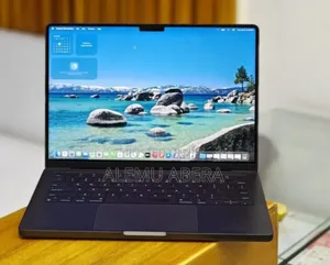 New Apple MacBook Pro 2023 M3 14-inch 18GB Apple M3 Pro SSD 512GB