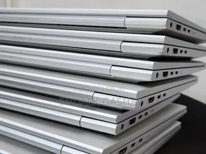 New Laptop HP EliteBook 830 G8 16GB Intel Core i5 SSD 512GB