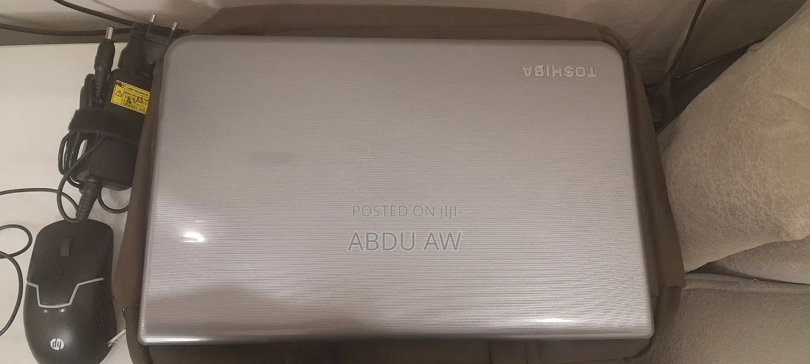 Laptop Toshiba 4GB Intel Core i3 HDD 512GB