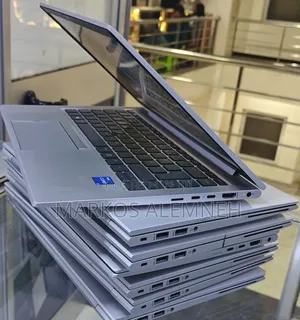 New Laptop HP EliteBook 840 G8 16GB Intel Core i5 SSD 512GB