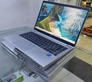 New Laptop HP EliteBook 840 G8 16GB Intel Core i5 SSD 512GB
