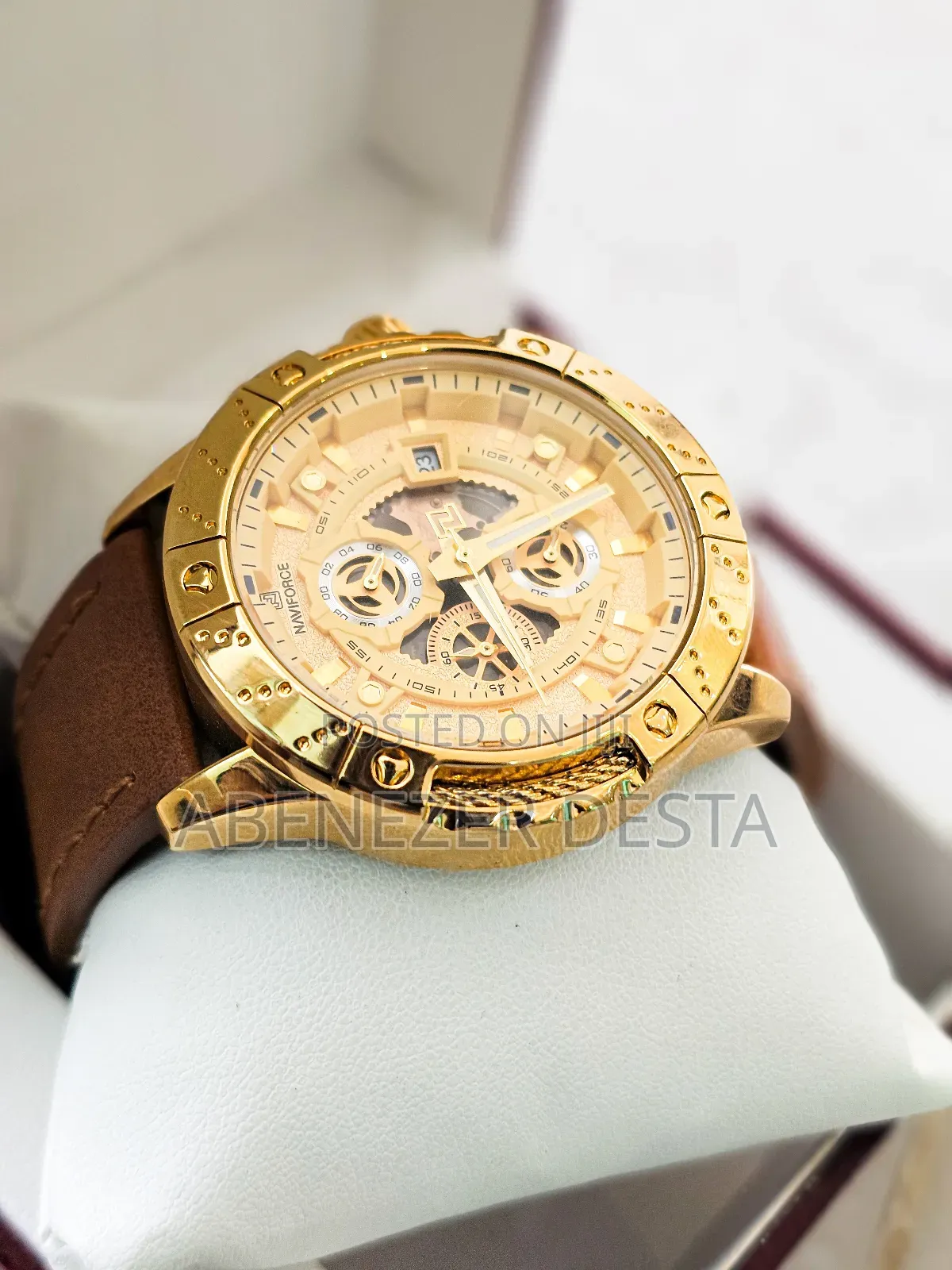 Naviforce Nf8055 Is a Men's Quartz Chronograph Watch Featuring a 47mm