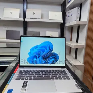 New Laptop Lenovo ThinkPad Yoga 16GB Intel Core i5 SSD 512GB