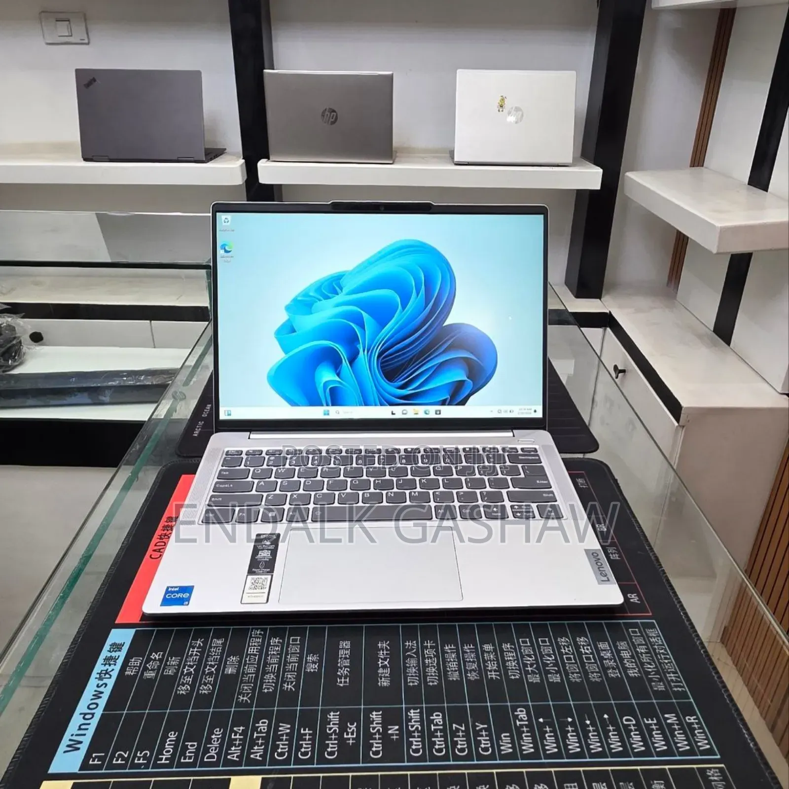 New Laptop Lenovo ThinkPad Yoga 16GB Intel Core i5 SSD 512GB